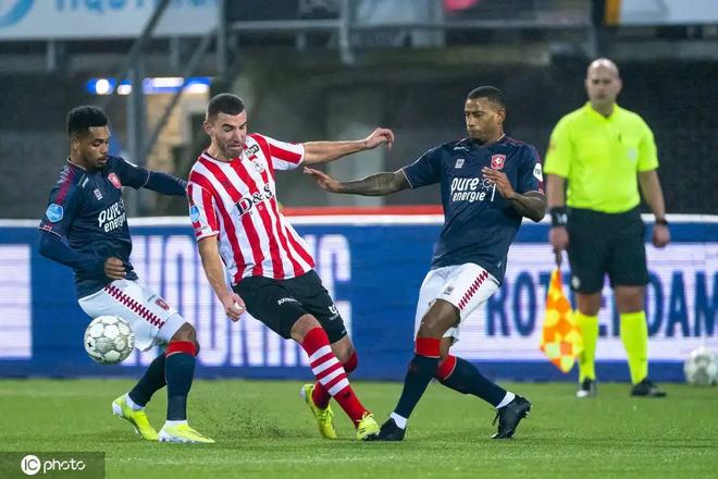 星球员们在 星球员们在