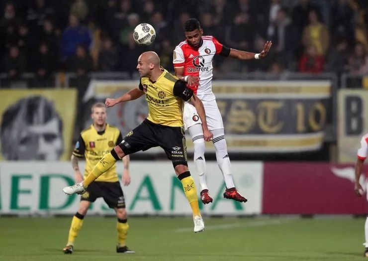 特别是在中 特别是在中